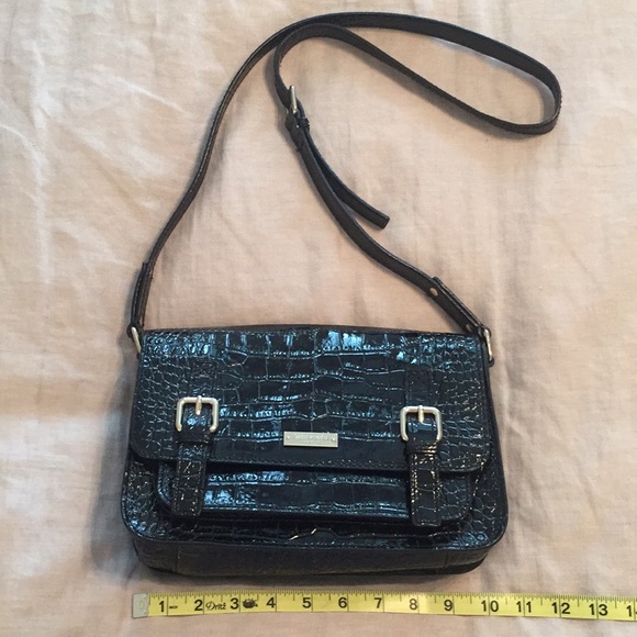 kate spade Handbags - Kate Spade Black Leather Purse